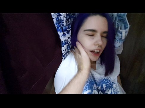 ❤️ Megtaláltam a nővéremet a szekrényben, és segítettem neki elélvezni. ❤ Baszás videó at hu.pornpk.ru ️